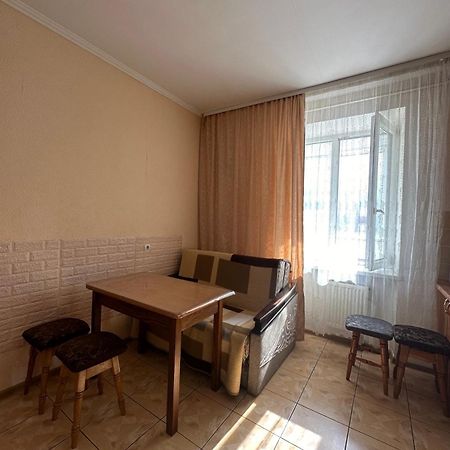 Апартаменти Липинського3,Поруч Порт Сіті Lutsʼk Esterno foto